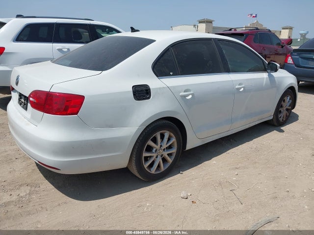 2014 Volkswagen Jetta 1.8t Se მანქანა იყიდება აუქციონზე, vin: 3VWD07AJ1EM413600, აუქციონის ნომერი: 45949786
