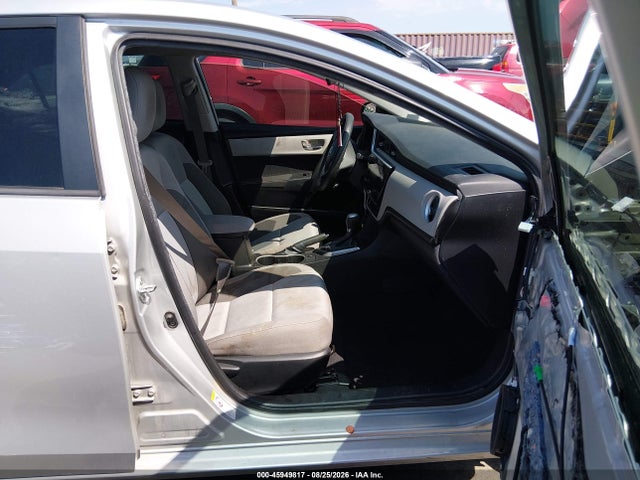 Toyota COROLLA LE 2018 5YFBURHE8JP851715 Image 5
