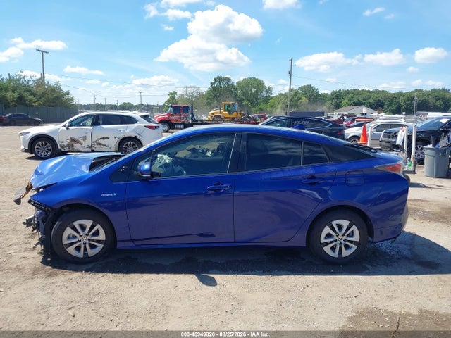 2016 Toyota Prius Three მანქანა იყიდება აუქციონზე, vin: JTDKARFU2G3509973, აუქციონის ნომერი: 45949820