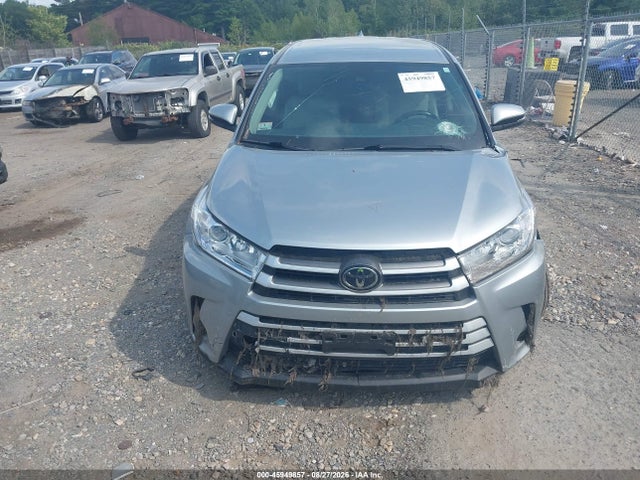 45949857 :رقم المزاد ، 5TDBZRFH3HS404922 vin ، 2017 Toyota Highlander Le Plus مزاد بيع