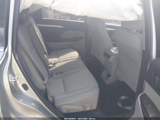 45949857 :رقم المزاد ، 5TDBZRFH3HS404922 vin ، 2017 Toyota Highlander Le Plus مزاد بيع