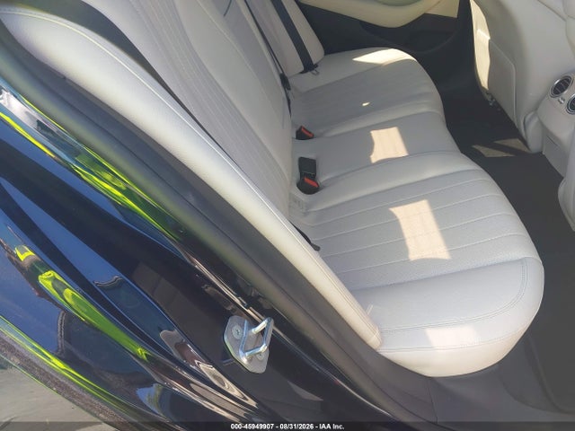 Продажа на аукционе авто 2017 Mercedes-benz E 300, vin: WDDZF4JB0HA035615, номер лота: 45949907