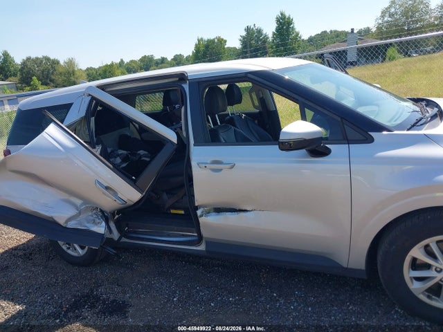 Продажа на аукционе авто 2023 Kia Carnival Mpv Lx Seat Package, vin: KNDNB4H3XP6272150, номер лота: 45949922