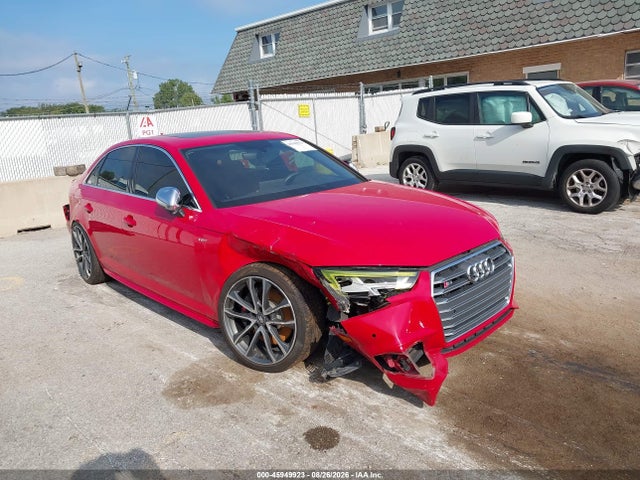 45949923 :رقم المزاد ، WAUC4AF41JA003354 vin ، 2018 Audi S4 3.0t Premium Plus مزاد بيع