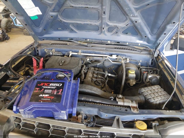 2002 Nissan Xterra Xe მანქანა იყიდება აუქციონზე, vin: 5N1DD28T92C573945, აუქციონის ნომერი: 45949924