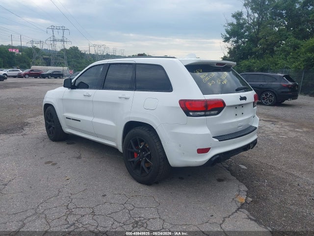 45949925 :رقم المزاد ، 1C4RJFDJ8LC352563 vin ، 2020 Jeep Grand Cherokee Srt مزاد بيع