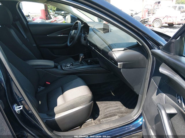 45949929 :رقم المزاد ، 3MVDMBAM8RM671444 vin ، 2024 Mazda Cx-30 2.5 S مزاد بيع