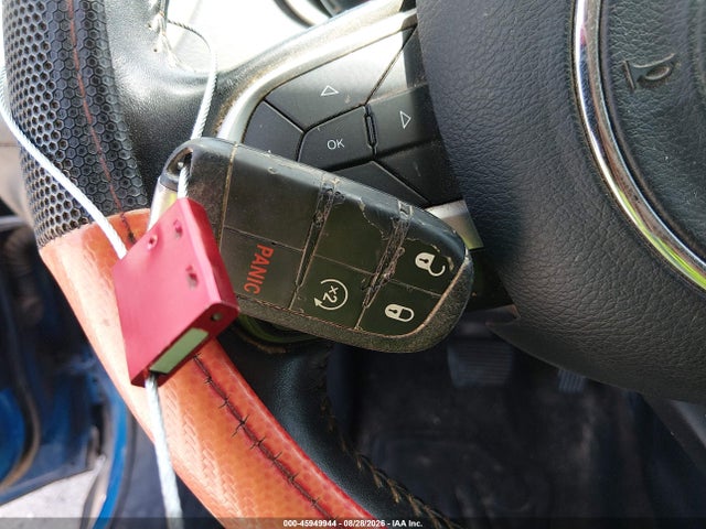 45949944 :رقم المزاد ، 3C4NJCBB2LT230164 vin ، 2020 Jeep Compass Latitude Fwd مزاد بيع