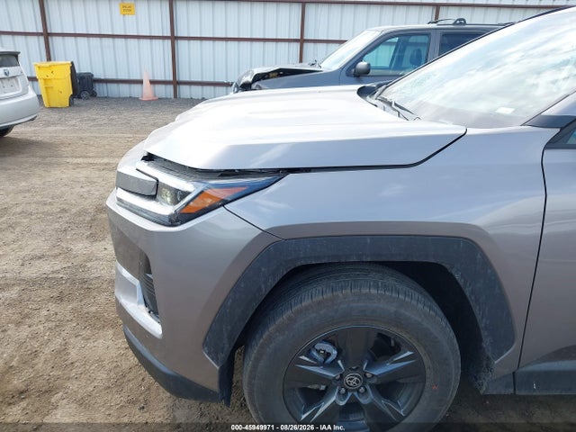 Toyota RAV4 LE 2026 2T36CRAV2TC007923 Image 19