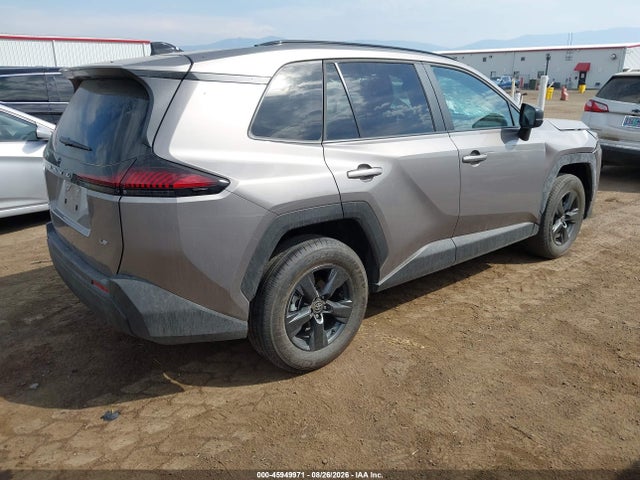 Toyota RAV4 LE 2026 2T36CRAV2TC007923 Image 4