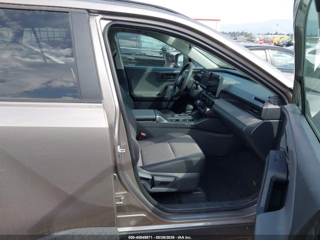 Toyota RAV4 LE 2026 2T36CRAV2TC007923 Image 5