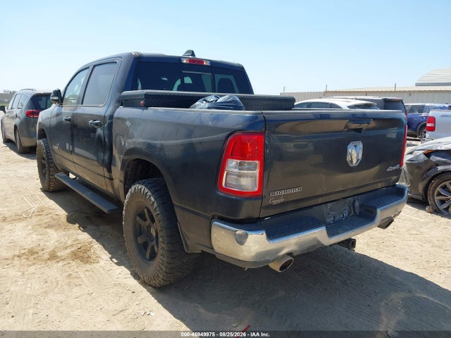 1C6SRFFT3MN670421 RAM 1500 Big Horn 4x4 5&#039;7 Box