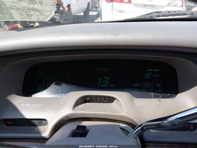 45949979 :رقم المزاد ، 1LNLM82W3TY648645 vin ، 1996 Lincoln Town Car Sgn/dmnd Anv/cypress/jn مزاد بيع