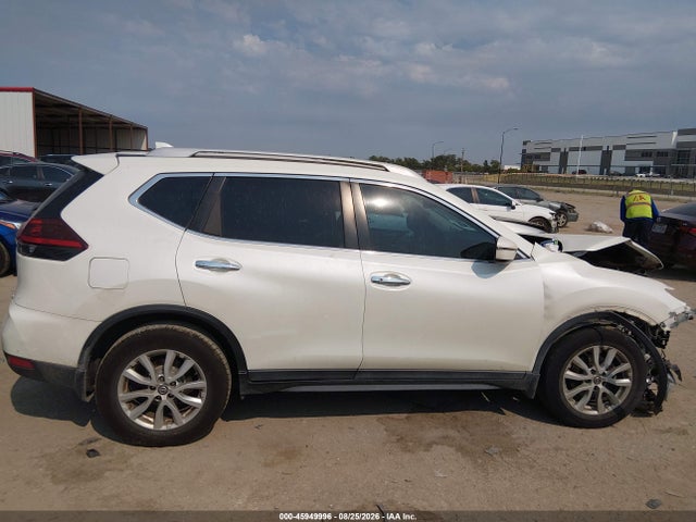 Продаж на аукціоні авто 2018 Nissan Rogue Sv, vin: 5N1AT2MT0JC755415, номер лоту: 45949996