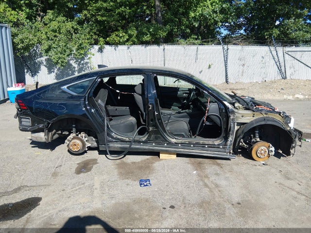 2025 Honda Accord Hybrid Sport მანქანა იყიდება აუქციონზე, vin: 1HGCY2F57SA013007, აუქციონის ნომერი: 45950000
