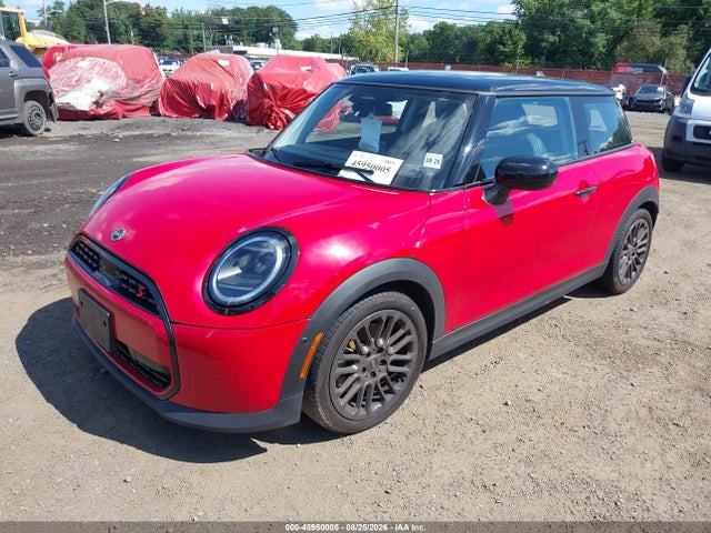 Продаж на аукціоні авто 2025 Mini Hardtop Cooper S, vin: WMW23GD0XS2W37453, номер лоту: 45950005