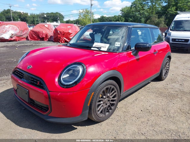 Продаж на аукціоні авто 2025 Mini Hardtop Cooper S, vin: WMW23GD0XS2W37453, номер лоту: 45950005