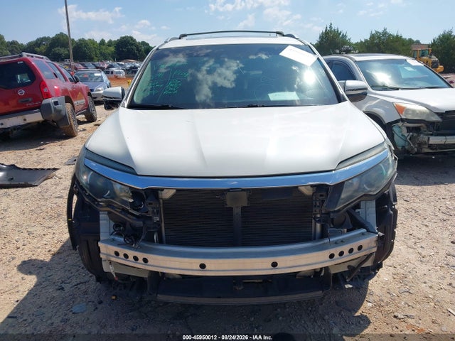 Продаж на аукціоні авто 2017 Honda Pilot Touring, vin: 5FNYF6H93HB017752, номер лоту: 45950012