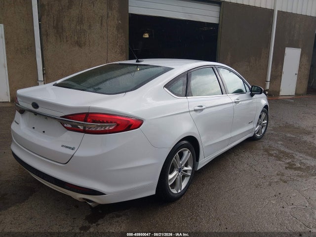 3FA6P0UU8JR243629 Ford Fusion Hybrid S