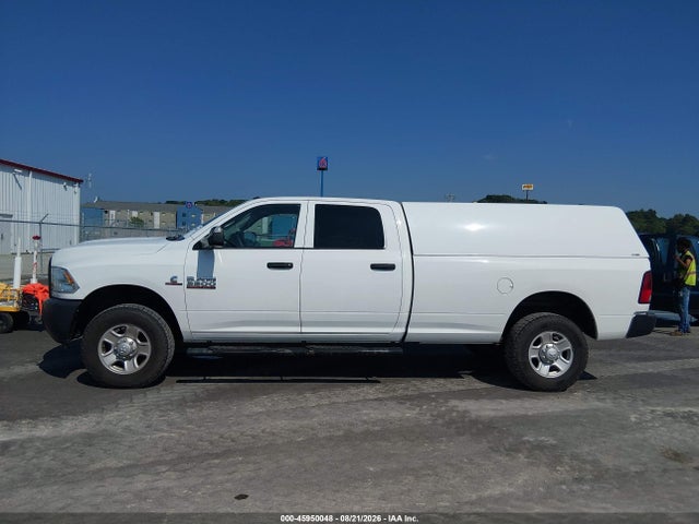 45950048 :رقم المزاد ، 3C63R3GL7HG762325 vin ، 2017 Ram 3500 Tradesman  4x4 8' Box مزاد بيع