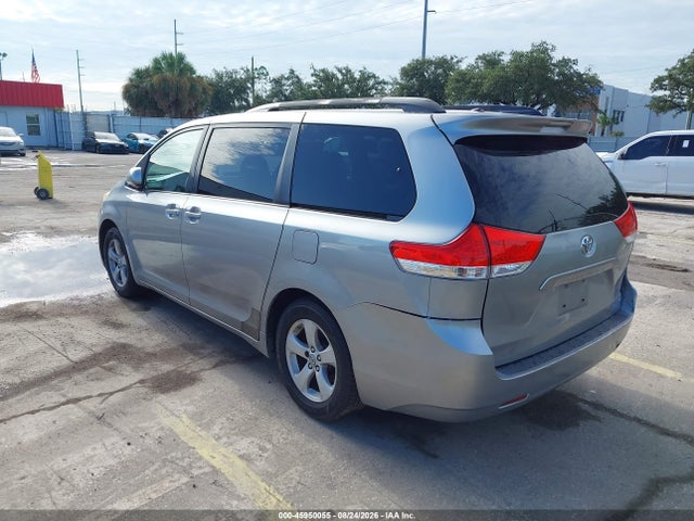 Aukcja sprzedaży 2011 Toyota Sienna Le V6, vin: 5TDKK3DC2BS126899, numer aukcji: 45950055