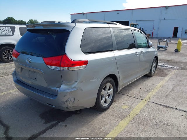 Aukcja sprzedaży 2011 Toyota Sienna Le V6, vin: 5TDKK3DC2BS126899, numer aukcji: 45950055