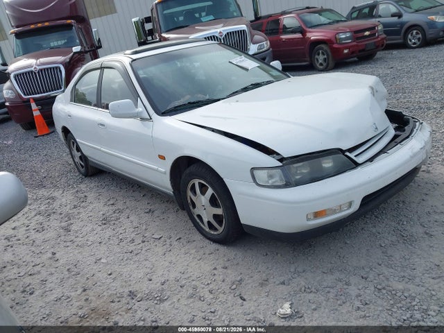 1995 Honda Accord Ex მანქანა იყიდება აუქციონზე, vin: 1HGCD5652SA162647, აუქციონის ნომერი: 45950078