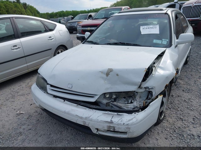 1995 Honda Accord Ex მანქანა იყიდება აუქციონზე, vin: 1HGCD5652SA162647, აუქციონის ნომერი: 45950078
