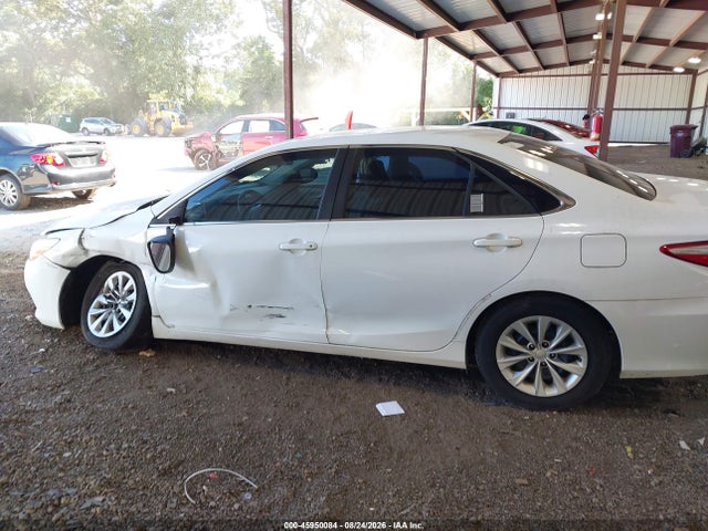 45950084 :رقم المزاد ، 4T1BF1FK6GU254414 vin ، 2016 Toyota Camry Le مزاد بيع