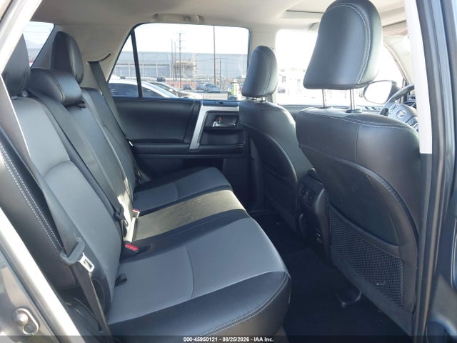 Toyota 4runner Sr5 Premium 2016 JTEZU5JR9G5122936 Image 8