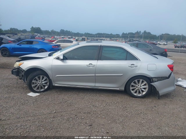 45950127 :رقم المزاد ، 4T1BF1FK1EU806494 vin ، 2014 Toyota Camry Xle مزاد بيع