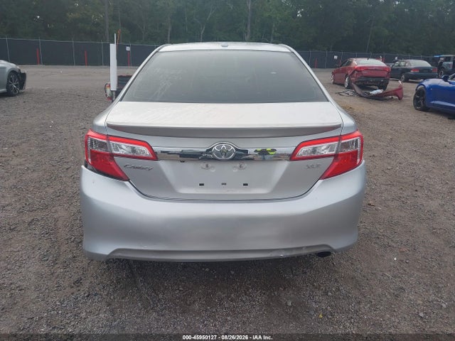 45950127 :رقم المزاد ، 4T1BF1FK1EU806494 vin ، 2014 Toyota Camry Xle مزاد بيع