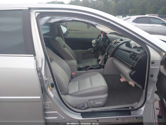 45950127 :رقم المزاد ، 4T1BF1FK1EU806494 vin ، 2014 Toyota Camry Xle مزاد بيع