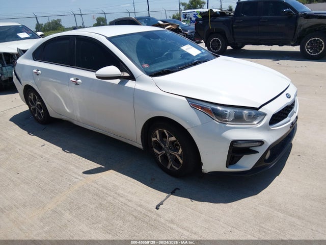 Продажа на аукционе авто 2020 Kia Forte Lxs, vin: 3KPF24AD6LE236855, номер лота: 45950128