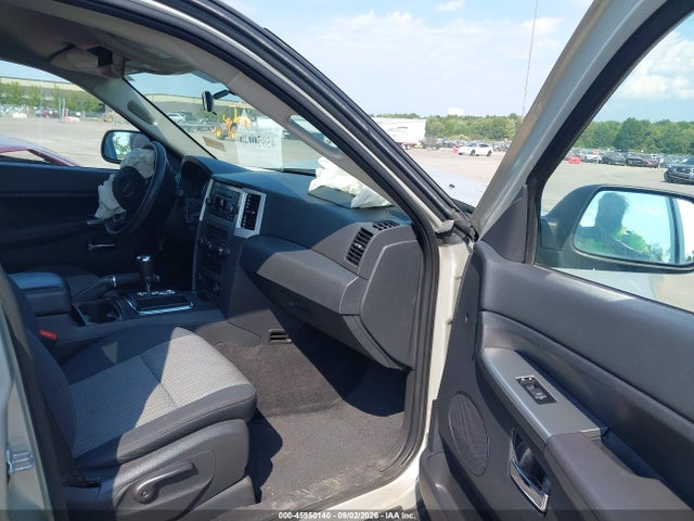 Продажа на аукционе авто 2010 Jeep Grand Cherokee Laredo, vin: 1J4PR4GK9AC141372, номер лота: 45950140