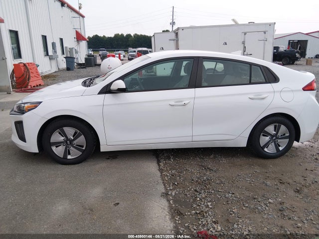 Продажа на аукционе авто 2021 Hyundai Ioniq Hybrid Blue, vin: KMHC65LC5MU246924, номер лота: 45950146