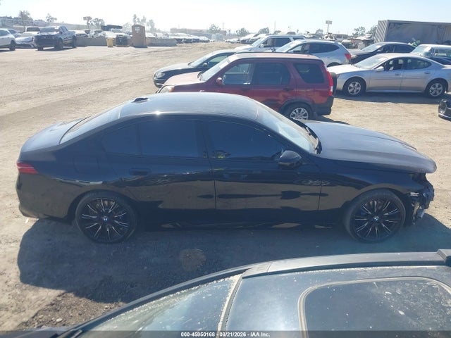 Продаж на аукціоні авто 2024 Bmw 530i, vin: WBA43FJ00RCP97143, номер лоту: 45950168