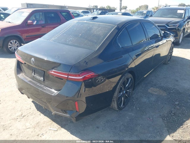 Продаж на аукціоні авто 2024 Bmw 530i, vin: WBA43FJ00RCP97143, номер лоту: 45950168