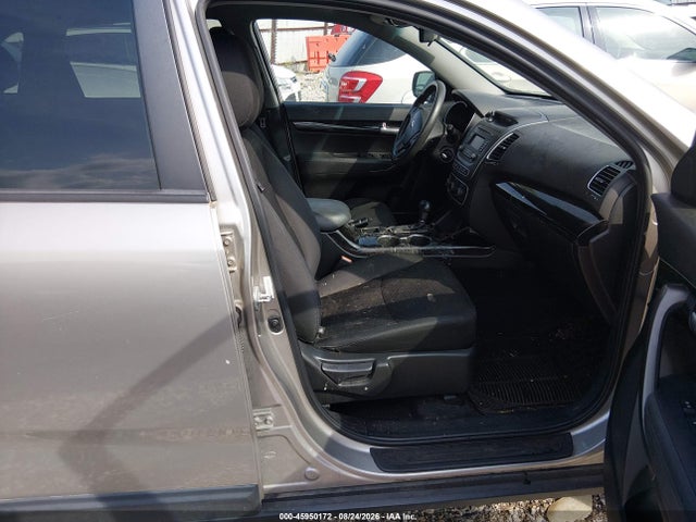 Продаж на аукціоні авто 2015 Kia Sorento Lx, vin: 5XYKT3A6XFG631720, номер лоту: 45950172