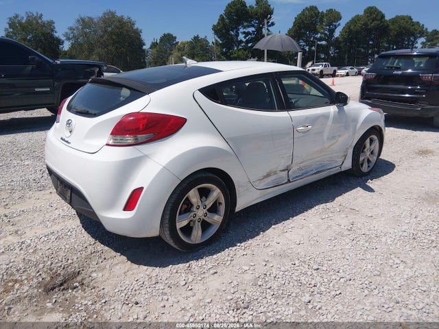 Aukcja sprzedaży 2013 Hyundai Veloster Base W/gray, vin: KMHTC6ADXDU111240, numer aukcji: 45950174