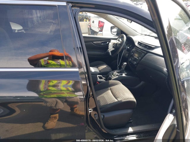 45950175 :رقم المزاد ، JN8AT2MV6KW382018 vin ، 2019 Nissan Rogue Sv مزاد بيع