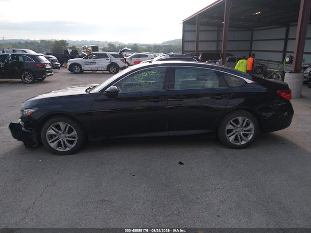 Продаж на аукціоні авто 2018 Honda Accord Lx, vin: 1HGCV1F18JA120288, номер лоту: 45950176