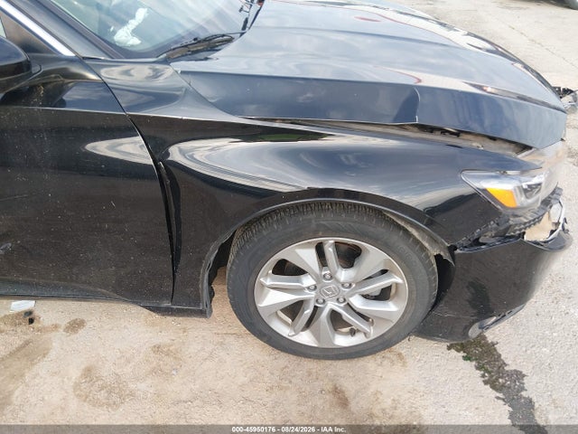 Продаж на аукціоні авто 2018 Honda Accord Lx, vin: 1HGCV1F18JA120288, номер лоту: 45950176