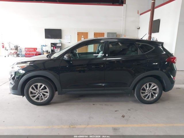 Продаж на аукціоні авто 2018 Hyundai Tucson Se, vin: KM8J2CA40JU656139, номер лоту: 45950184