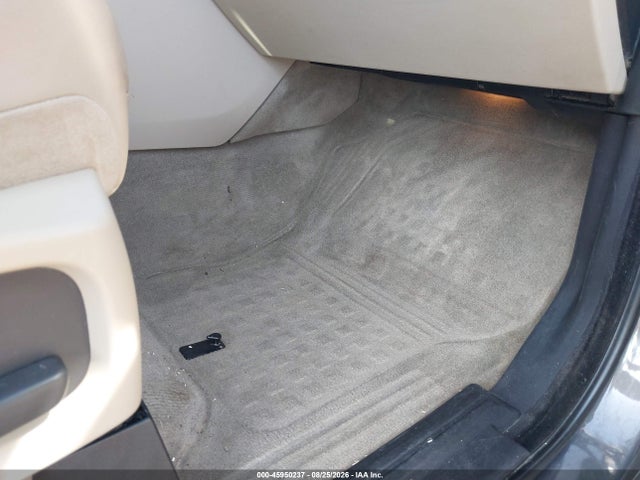 45950237 :رقم المزاد ، SALAK2V63GA824806 vin ، 2016 Land Rover Lr4 مزاد بيع