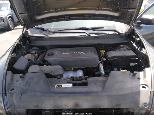 45950264 :رقم المزاد ، 1C4PJLCB8FW712675 vin ، 2015 Jeep Cherokee Latitude مزاد بيع