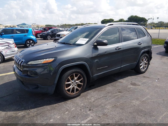45950264 :رقم المزاد ، 1C4PJLCB8FW712675 vin ، 2015 Jeep Cherokee Latitude مزاد بيع