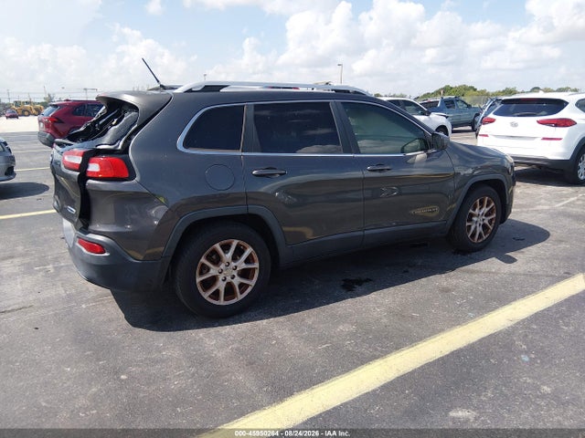 45950264 :رقم المزاد ، 1C4PJLCB8FW712675 vin ، 2015 Jeep Cherokee Latitude مزاد بيع