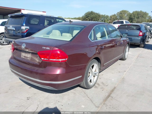 2014 Volkswagen Passat 1.8t Sel Premium მანქანა იყიდება აუქციონზე, vin: 1VWCS7A30EC080847, აუქციონის ნომერი: 45950272