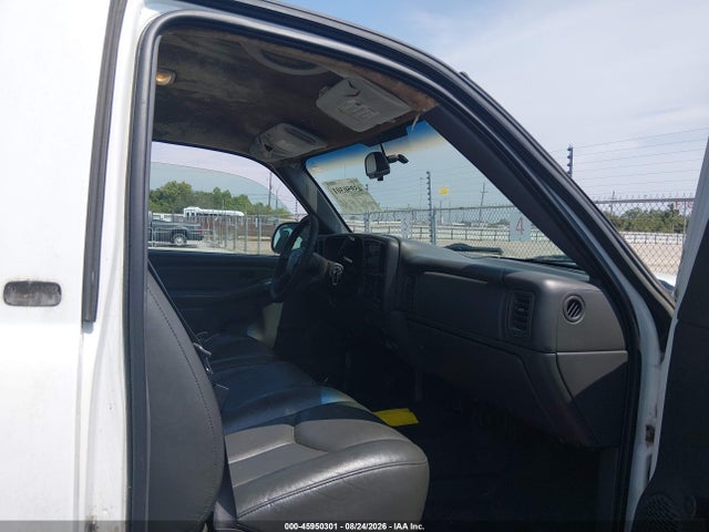 Продажа на аукционе авто 2004 Chevrolet Silverado 1500 Work Truck, vin: 1GCEC14T94Z315341, номер лота: 45950301